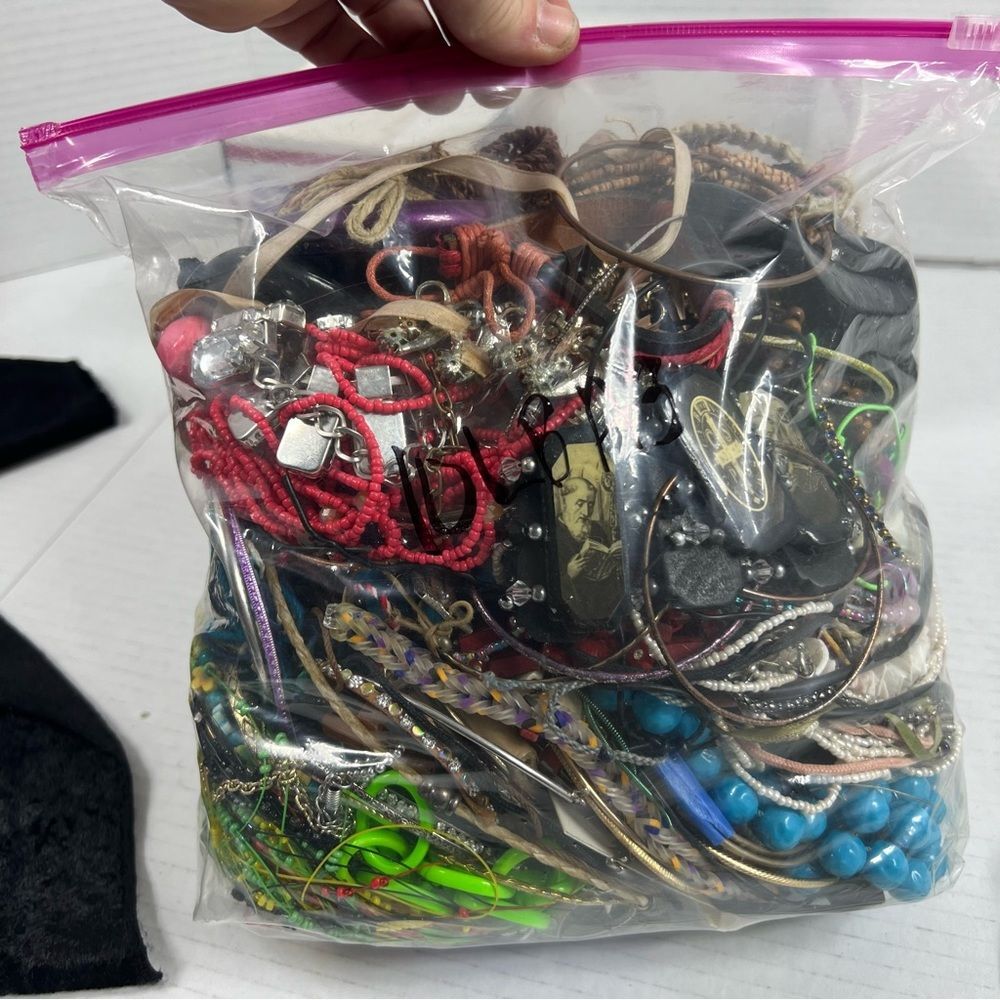 5 pound Crafters jewelry bundle vintage to current for repurpose 10LBA3